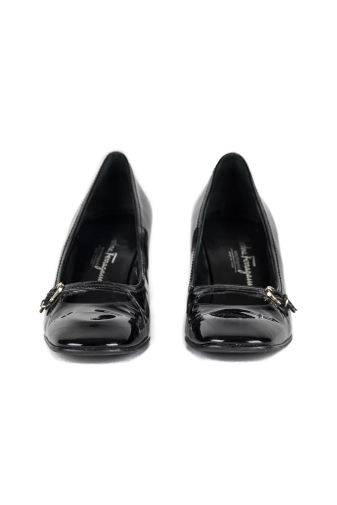 Women's Salvatore Ferragamo Black Pumps